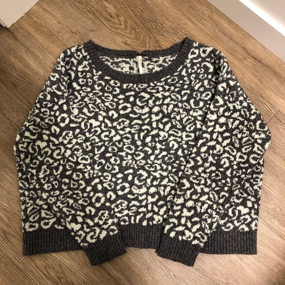 Free People Cheetah Print Cropped Sweater